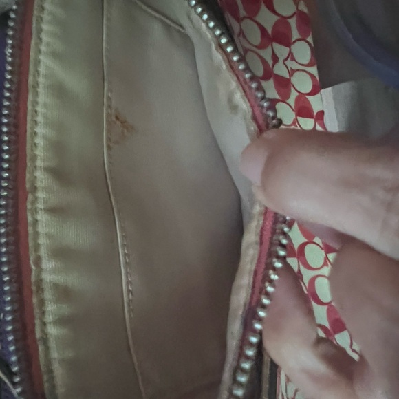 Coach orange and white crossbody purse - Picture 4 of 7